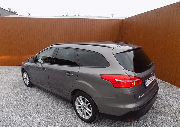 Ford Focus cena 29900 przebieg: 168000, rok produkcji 2016 z Ryki małe 379